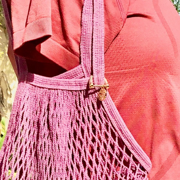 HOT SALE 🌶🌶 TORY BURCH GOLD CHARM COTTON NET BAG - Picture 5 of 6